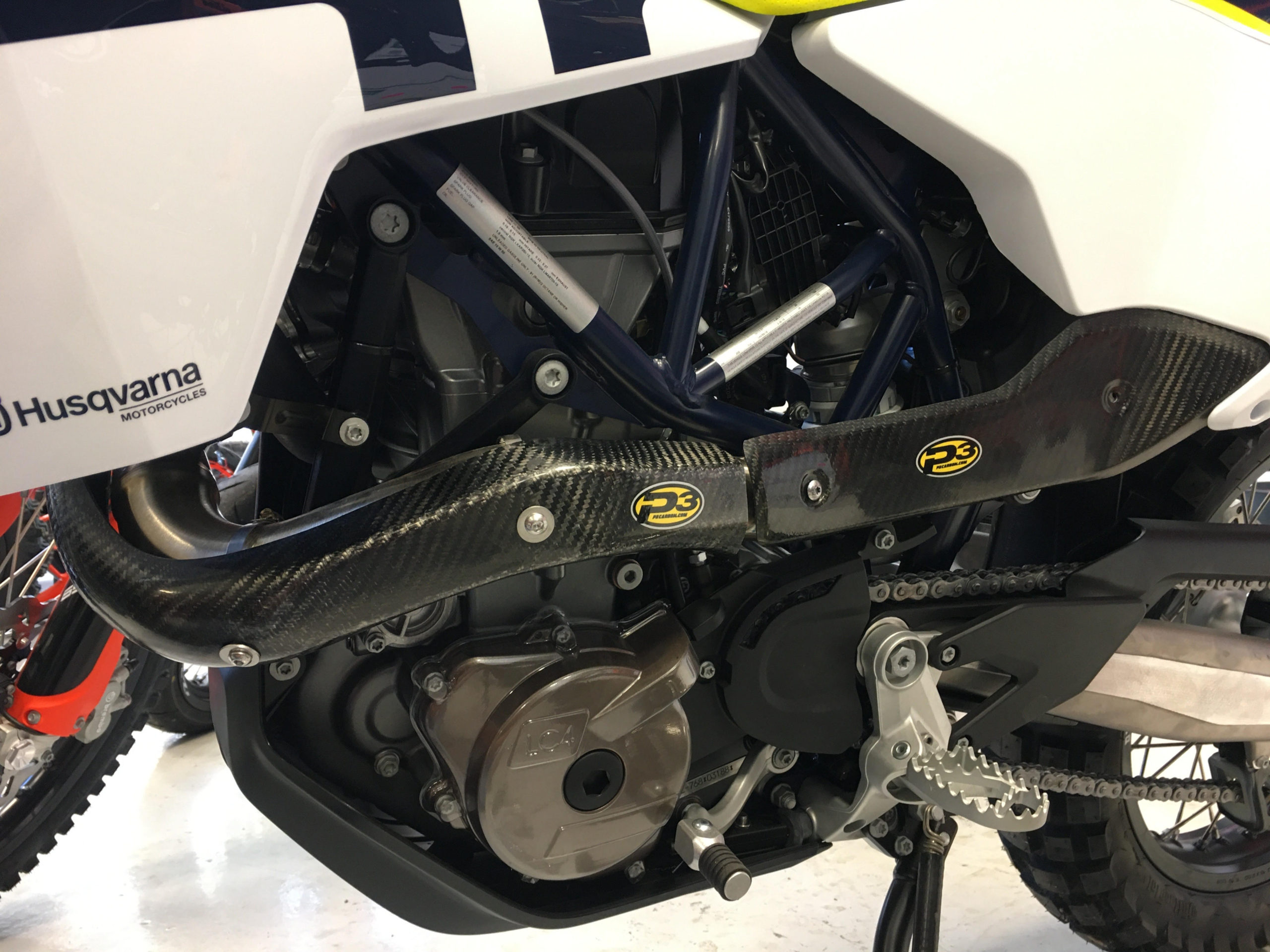 Husqvarna 701 Enduro/Supermoto 2016 &#8211; 2022 (Boot Guard: Go To Product 203083)